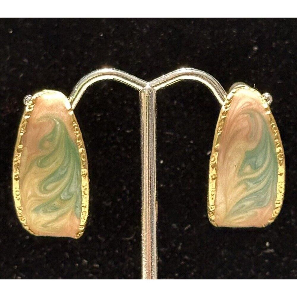 Vintage 80s gold Tone mint and peach matte enamel Half hoop earrings Pierced